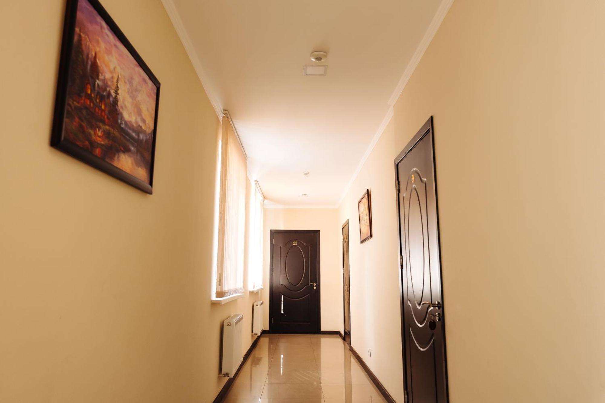 צ'יסינאו Comfort Hotel מראה חיצוני תמונה